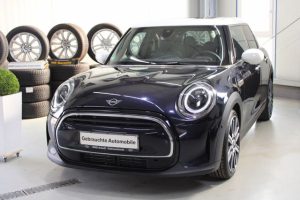 MINI Cooper Yours Trim, Camera, HUD-Up, Panorama, HiFi, Leather