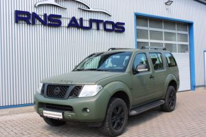 Nissan Pathfinder 2.5 dCi 4WD,EX Bundeswehr