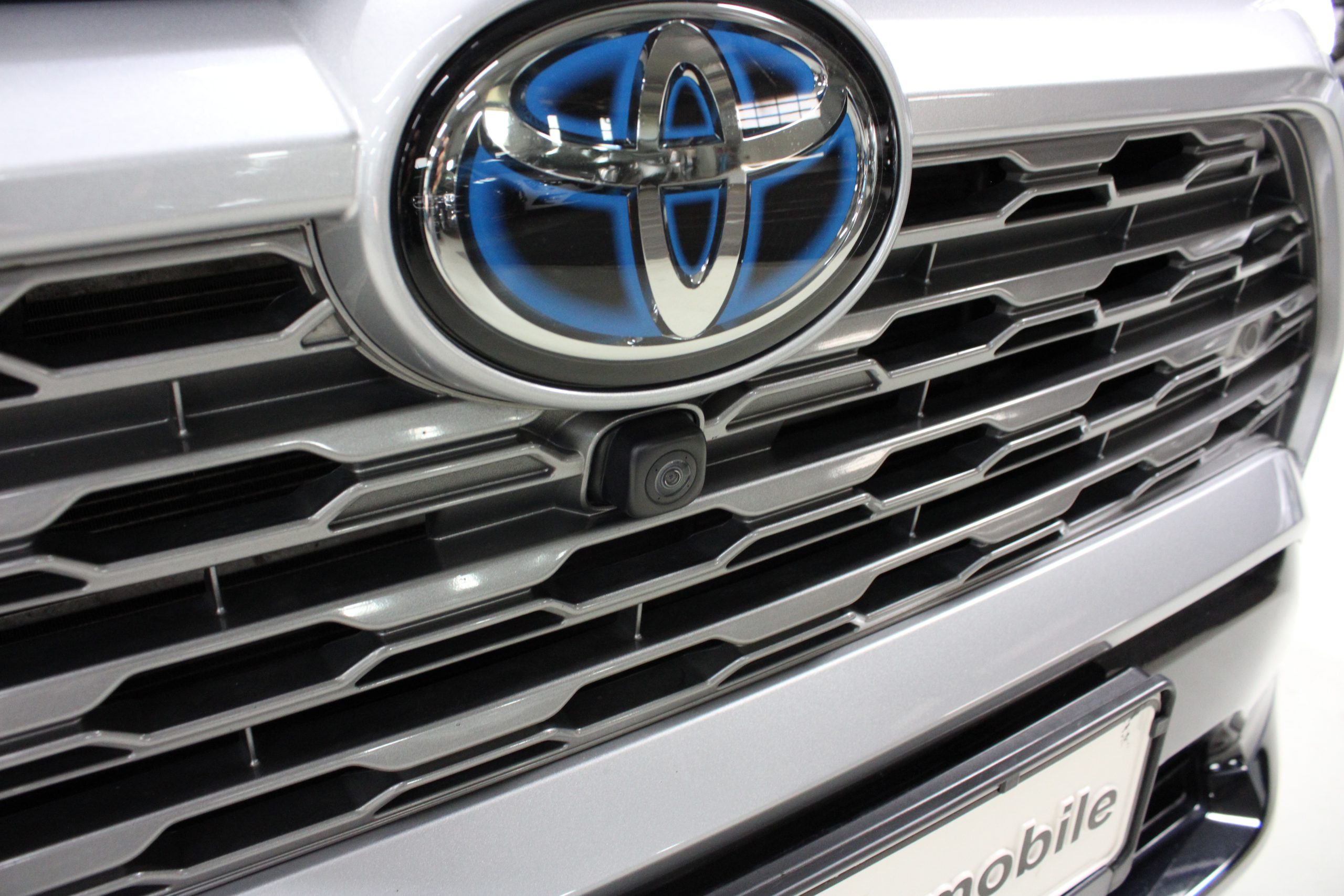 
								Toyota RAV4 Hybrid-Benzin full									