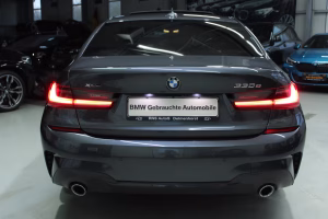 BMW 330e xDrive M Sport,HUD,Leder,H&K,Sport Boost