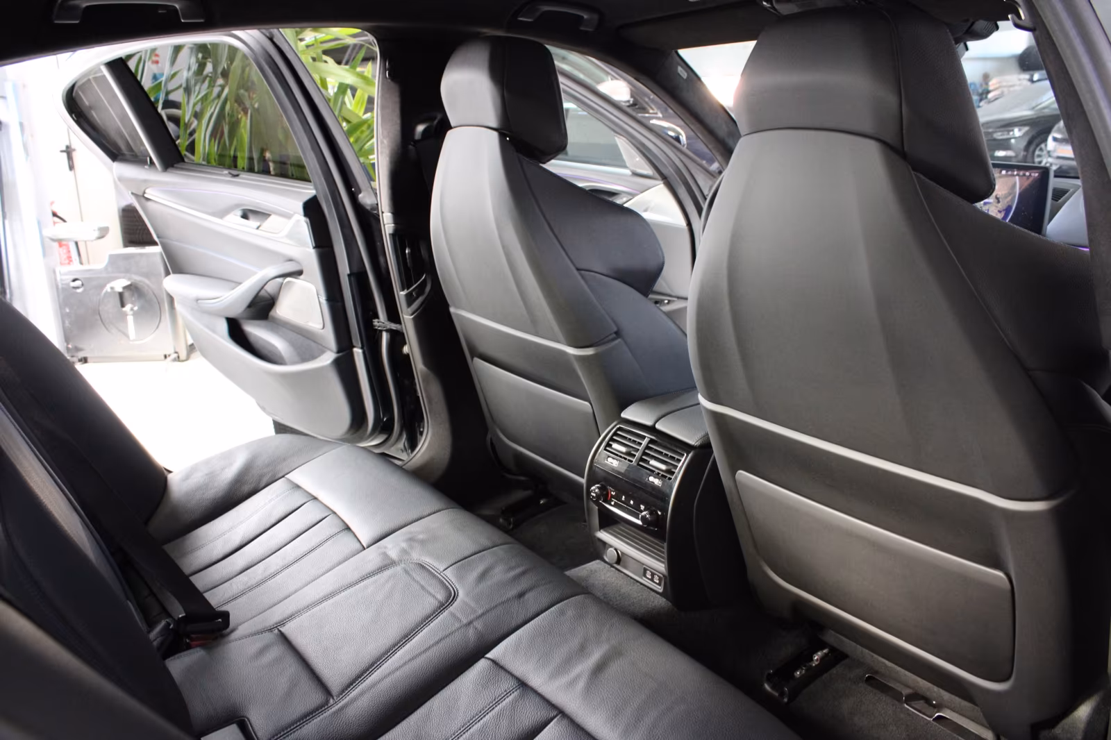 BMW 545e xDrive,Head-Up,SoftCl.360Kamera,H&K full