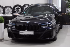 BMW 540 xDrive Touring,Panorama,H&K